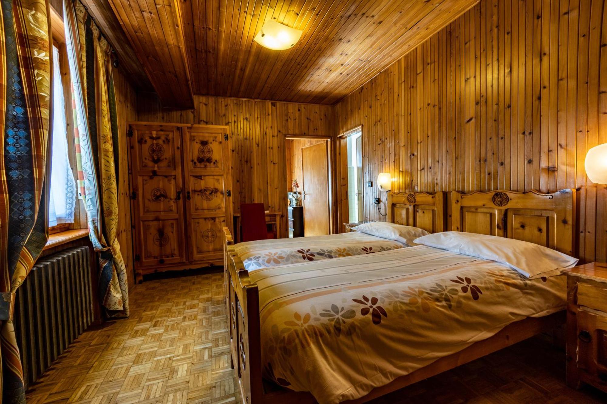 Hotel Le Campagnol Champoluc Luaran gambar