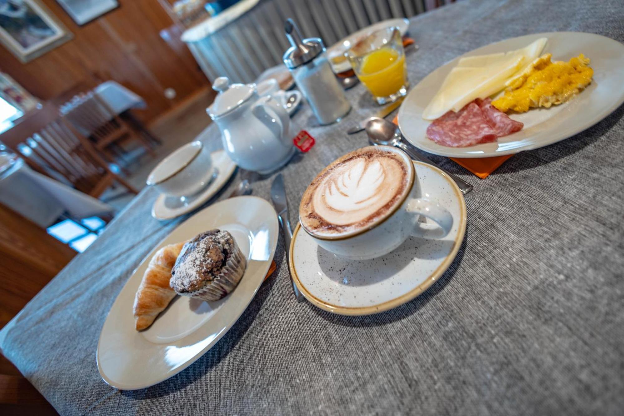 Hotel Le Campagnol Champoluc Luaran gambar
