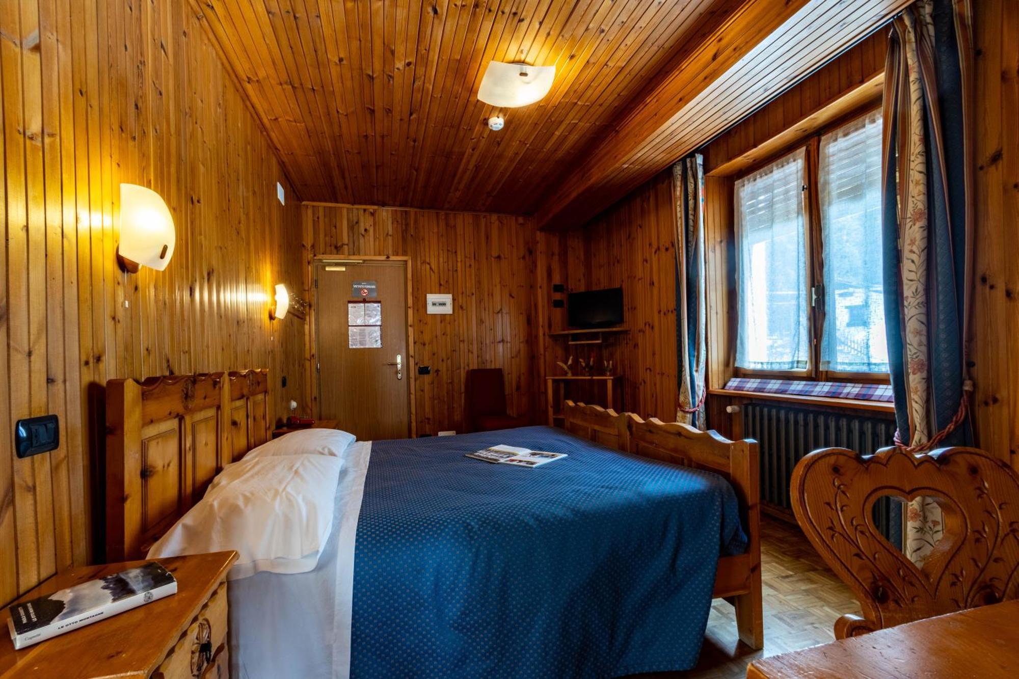 Hotel Le Campagnol Champoluc Luaran gambar
