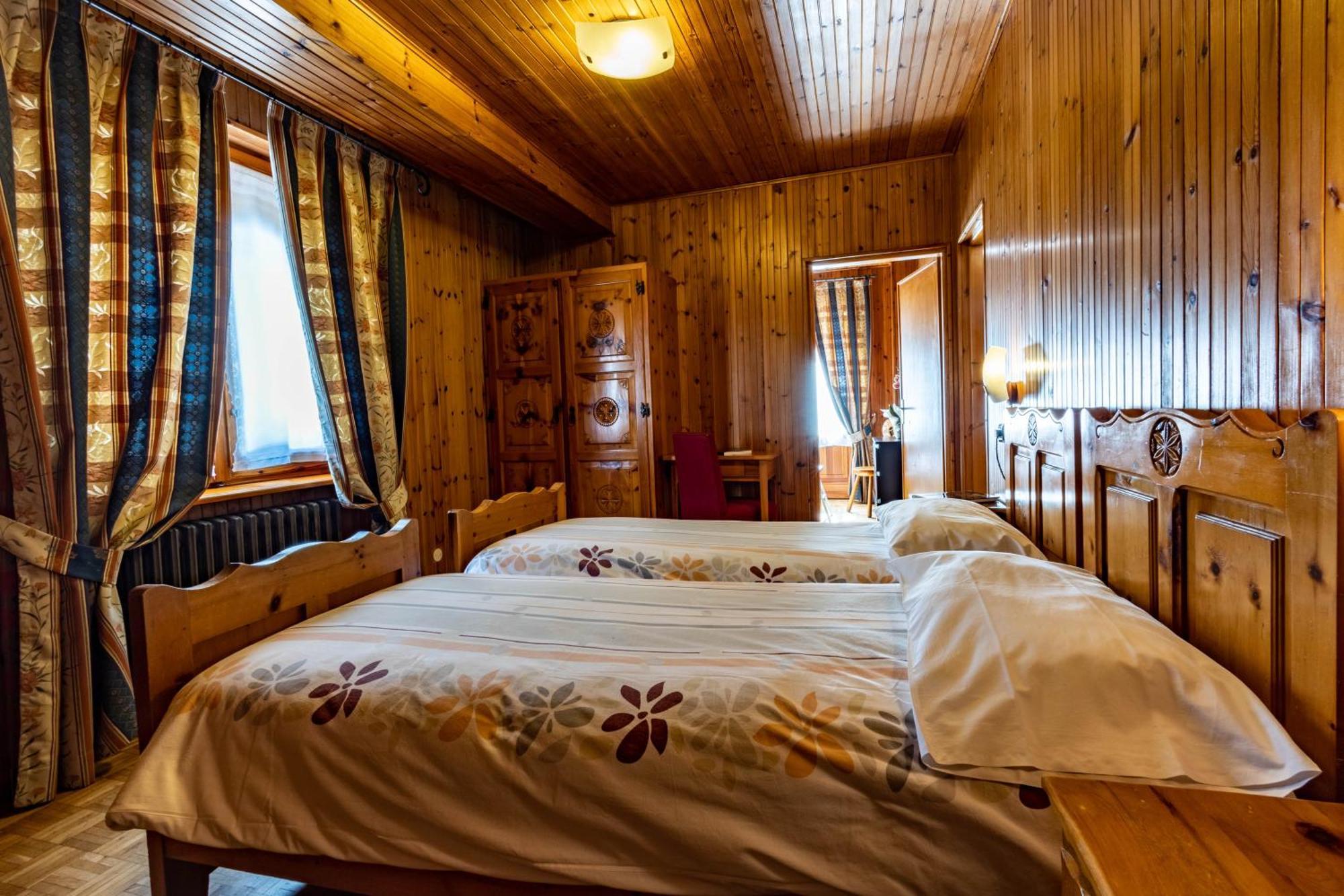 Hotel Le Campagnol Champoluc Luaran gambar
